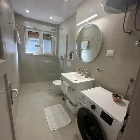 Apartment Two Bedroom Center Zvonimir *