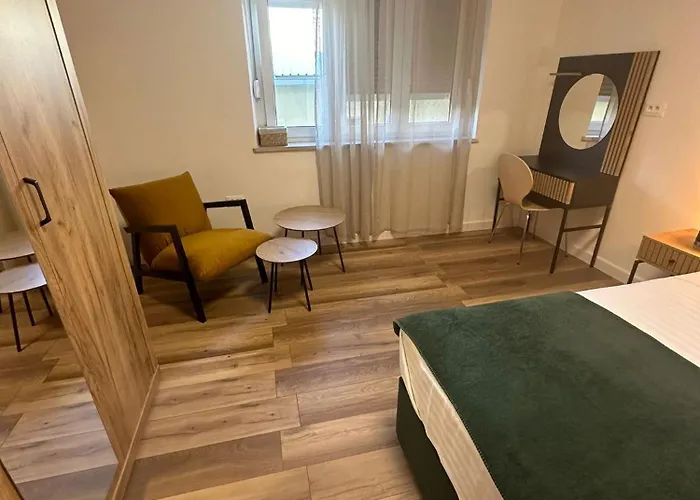 Two Bedroom Center Zvonimir Lägenhet *