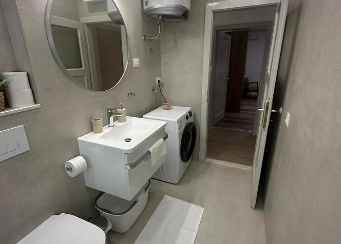 Two Bedroom Center Zvonimir Split