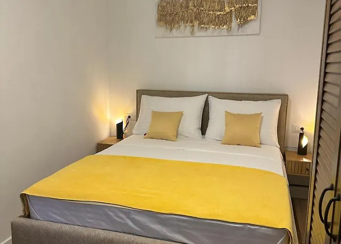 Two Bedroom Center Zvonimir Appartement